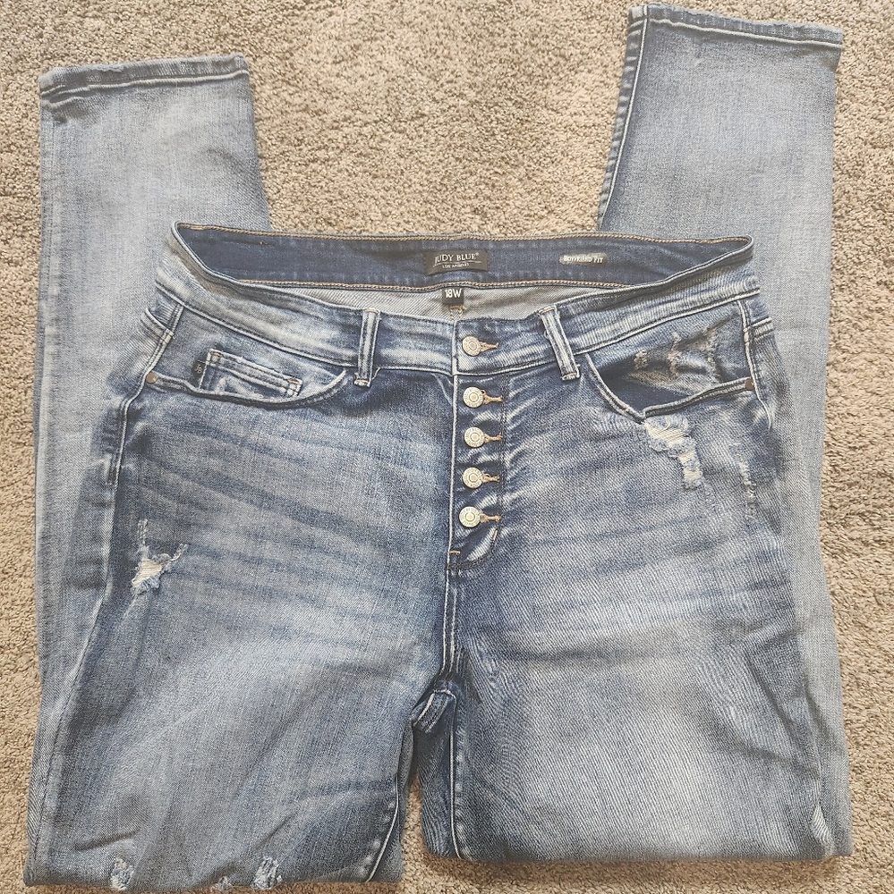 18W Judy Blue Boyfriend Fit Jeans